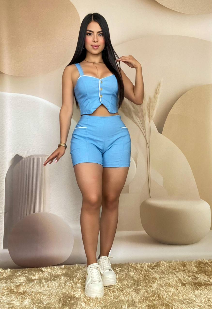 Conjunto blusa y short