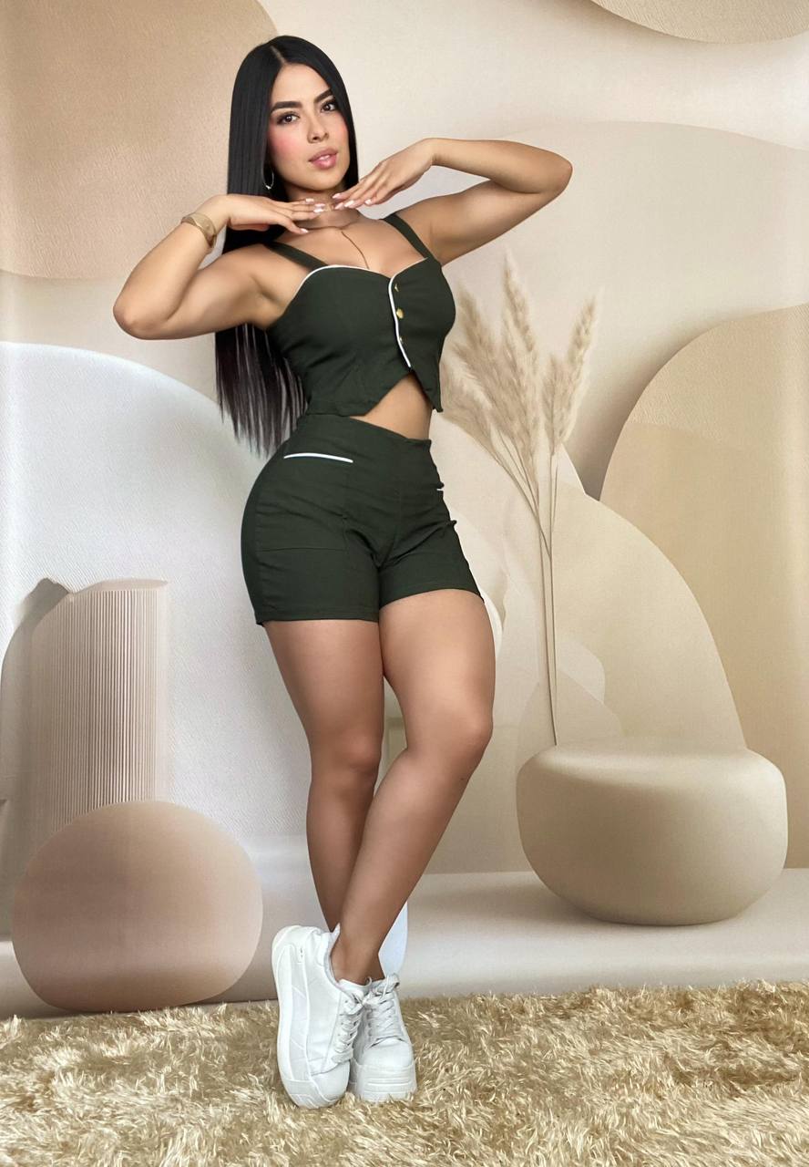 Conjunto blusa y short